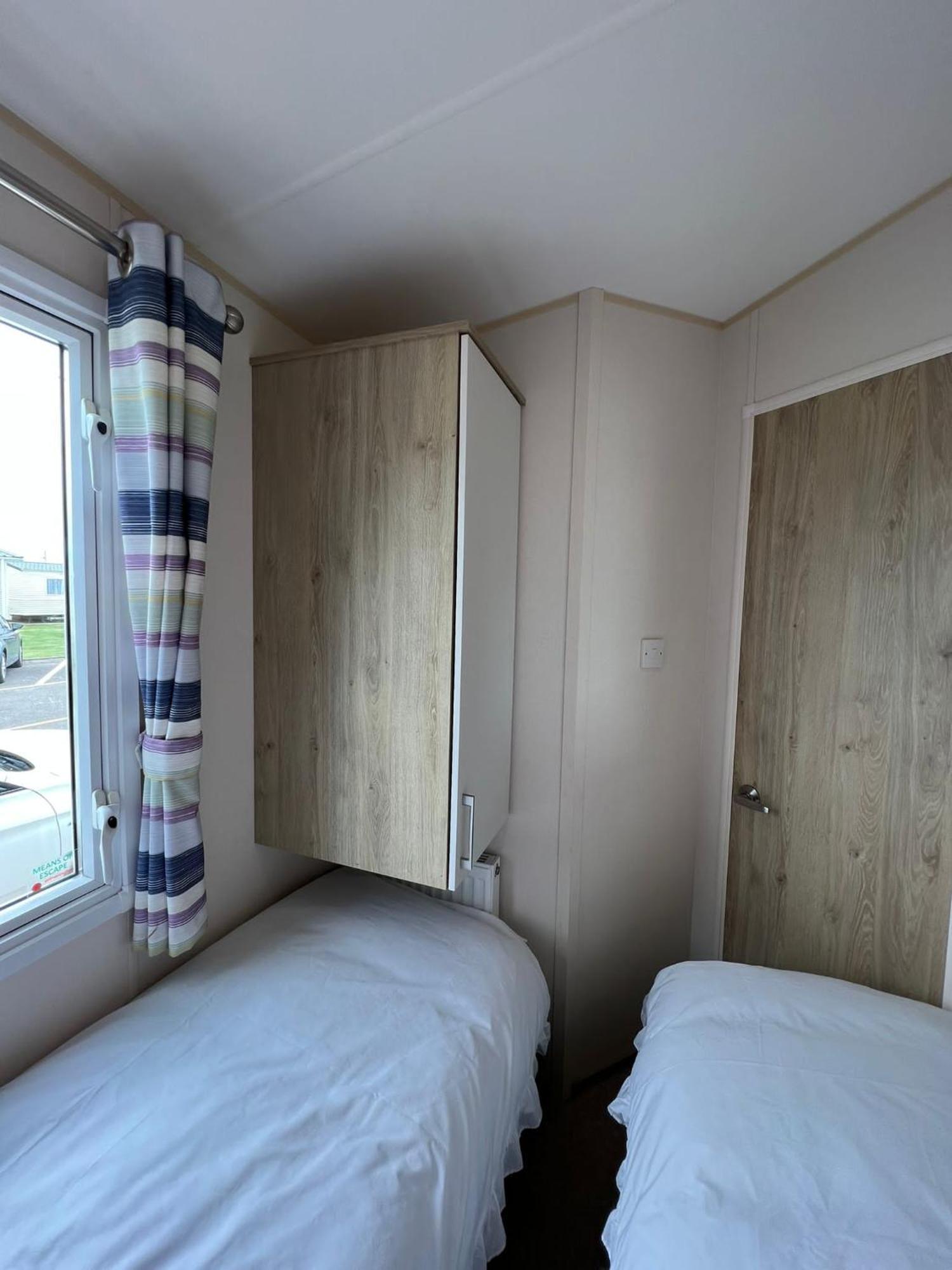 Luxurious Three Bedroom Caravan Jaywick Sands Exterior photo