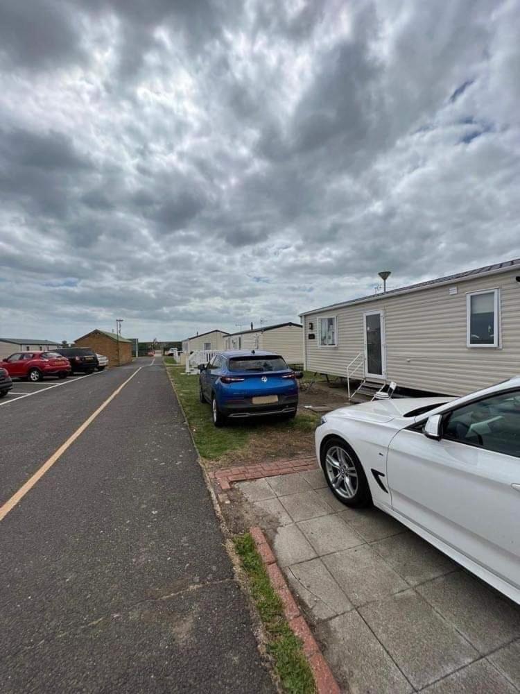 Luxurious Three Bedroom Caravan Jaywick Sands Exterior photo