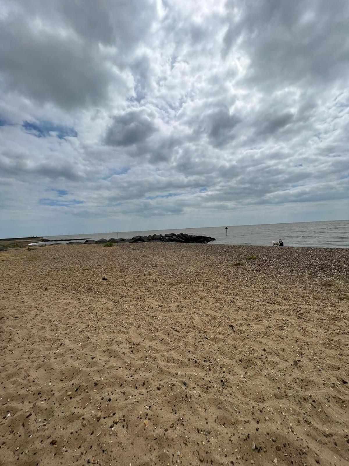 Luxurious Three Bedroom Caravan Jaywick Sands Exterior photo